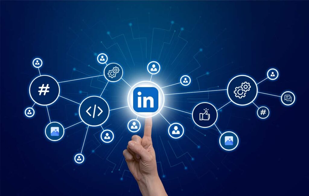 لینکدین چیست و فعالیت در آن برای چه کسانی مناسب است؟ 1 LinkedIn